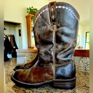 Ariat leather cowgirl boots